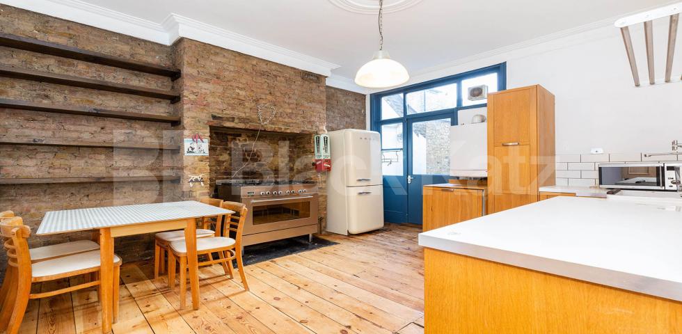 			1 Bedroom, 1 bath, 1 reception Apartment			 Barratt Avenue, Alexandra Palace